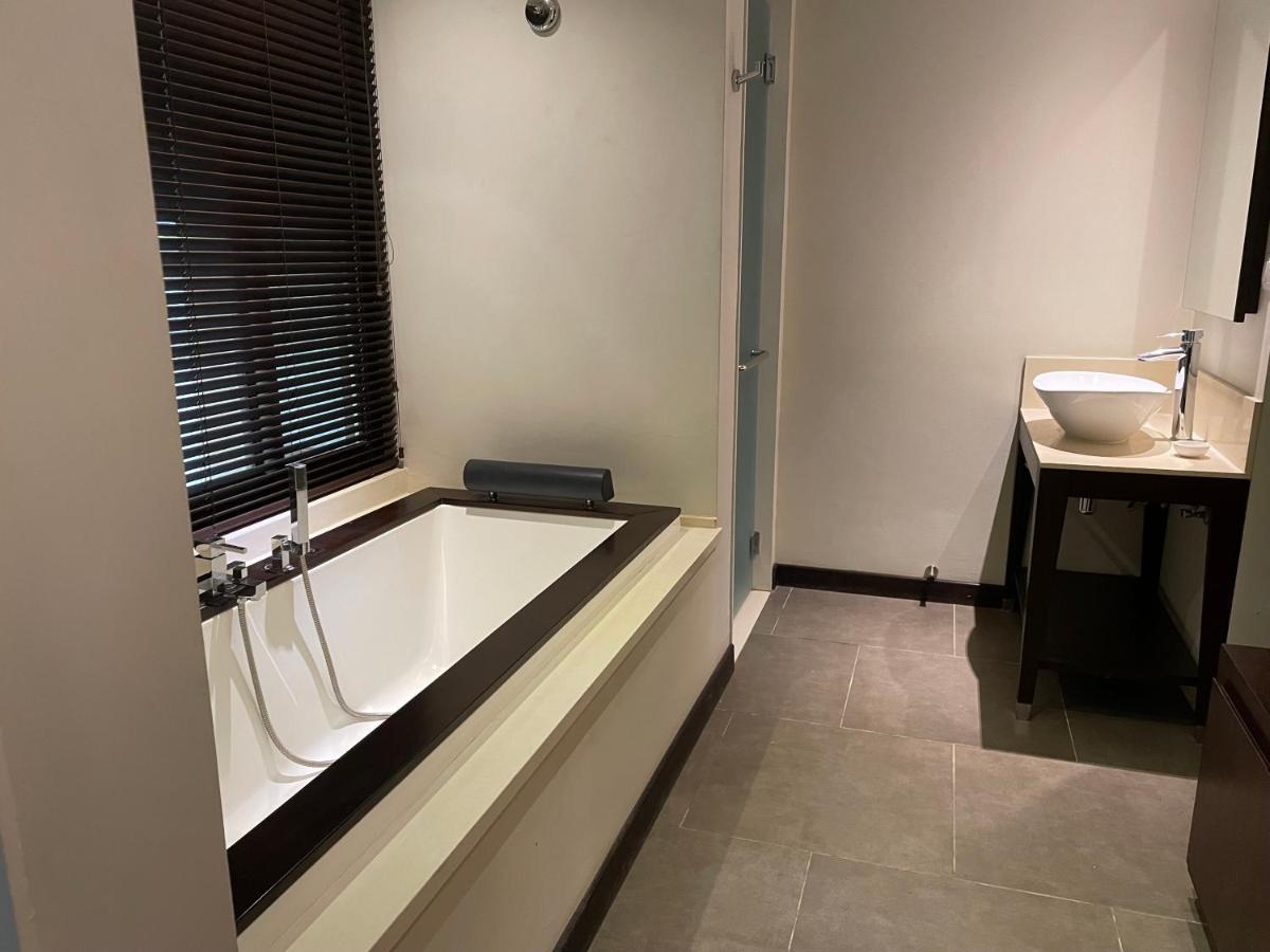 Les Alizees Grand Baie Apartment Екстериор снимка